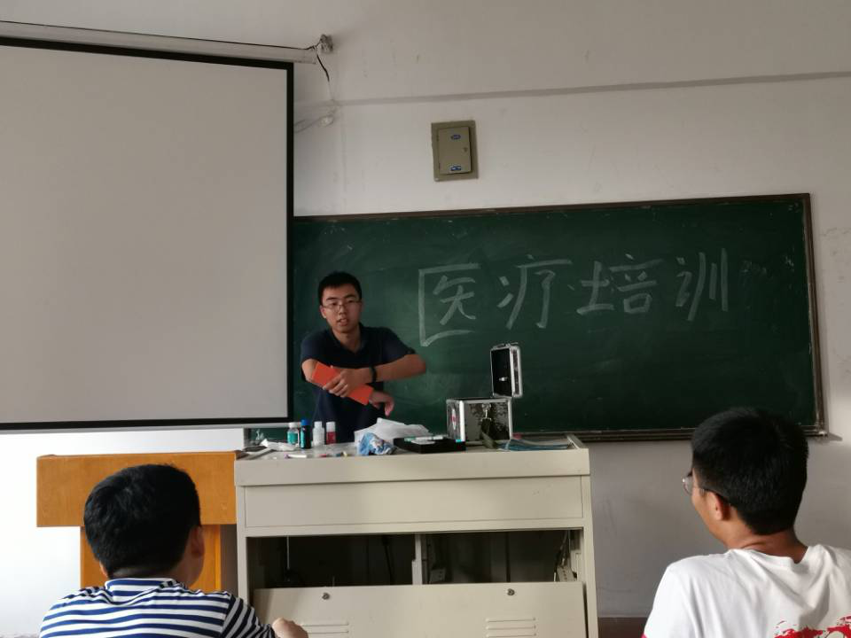 1558337314.png 1558337314.png